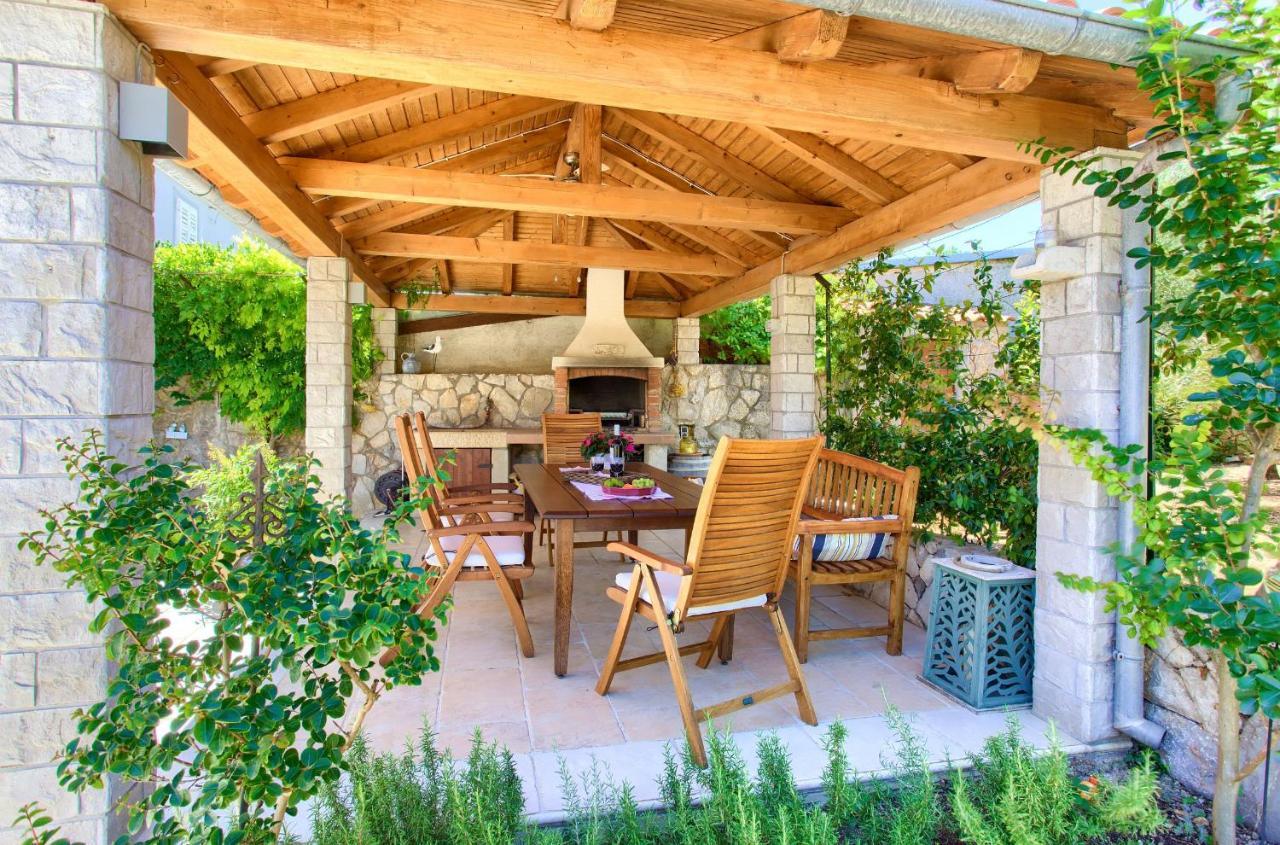 Holiday Home Lavanda Kornić 外观 照片