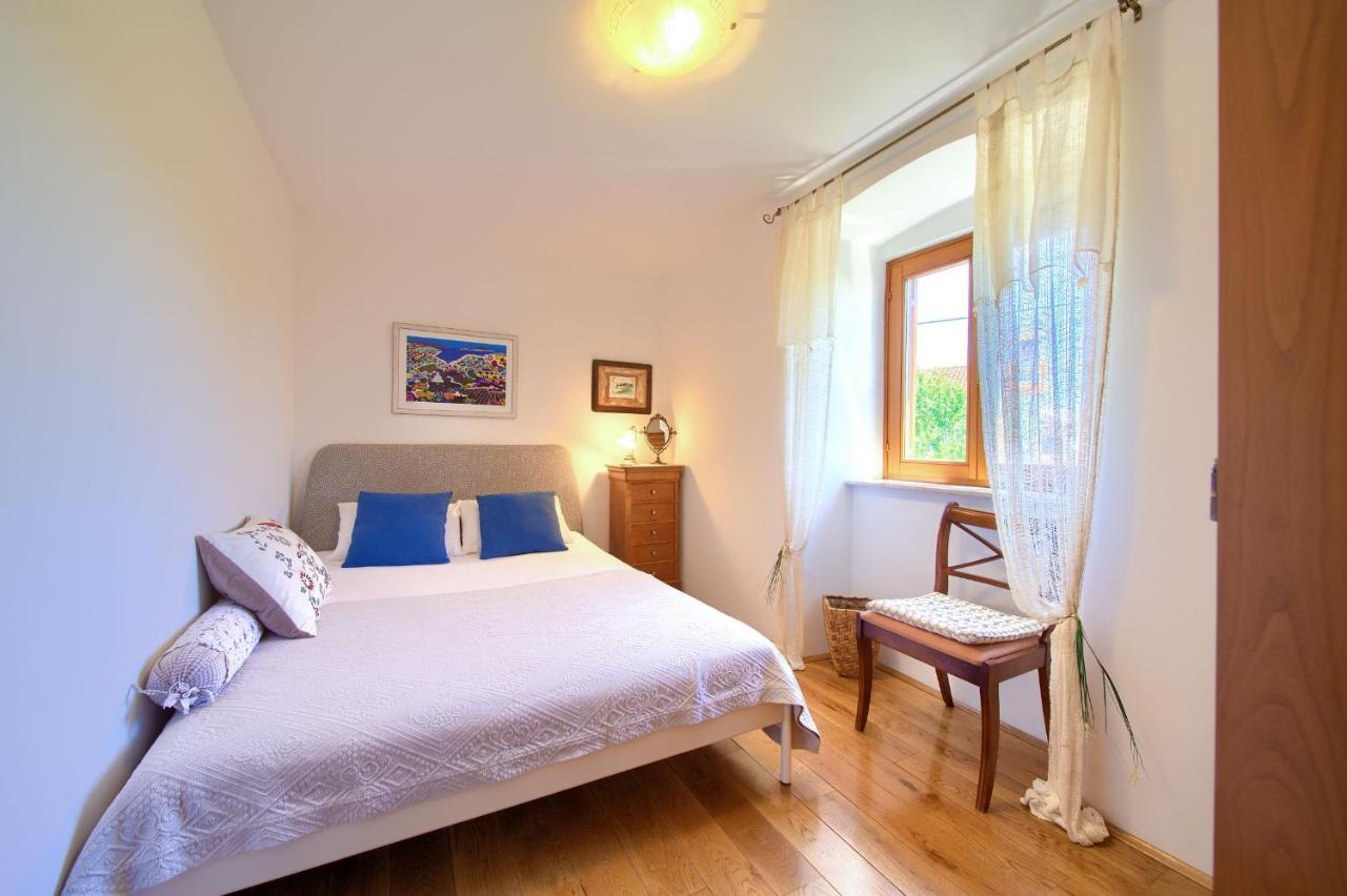 Holiday Home Lavanda Kornić 外观 照片