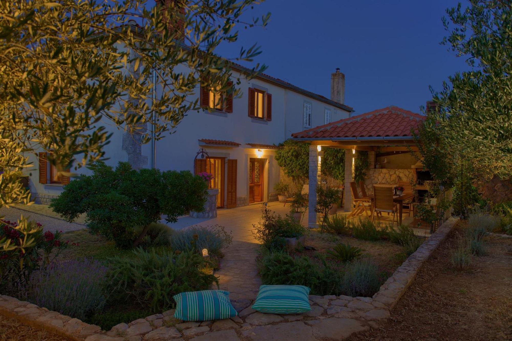 Holiday Home Lavanda Kornić 外观 照片